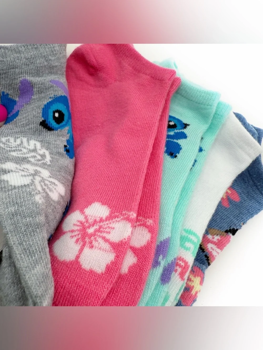 New Disney Lilo and Stitch Women’s No Show Socks Ohana Means Family Hibiscus Y2K